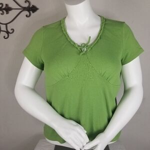 Cato Woman Lime Green Short Sleeve Shirt Size 18/20‎